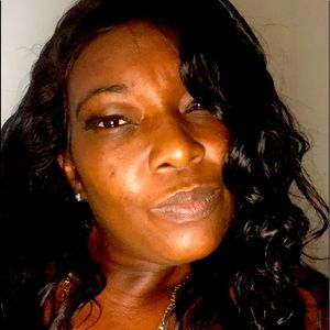 Meet your Posher, Vickie